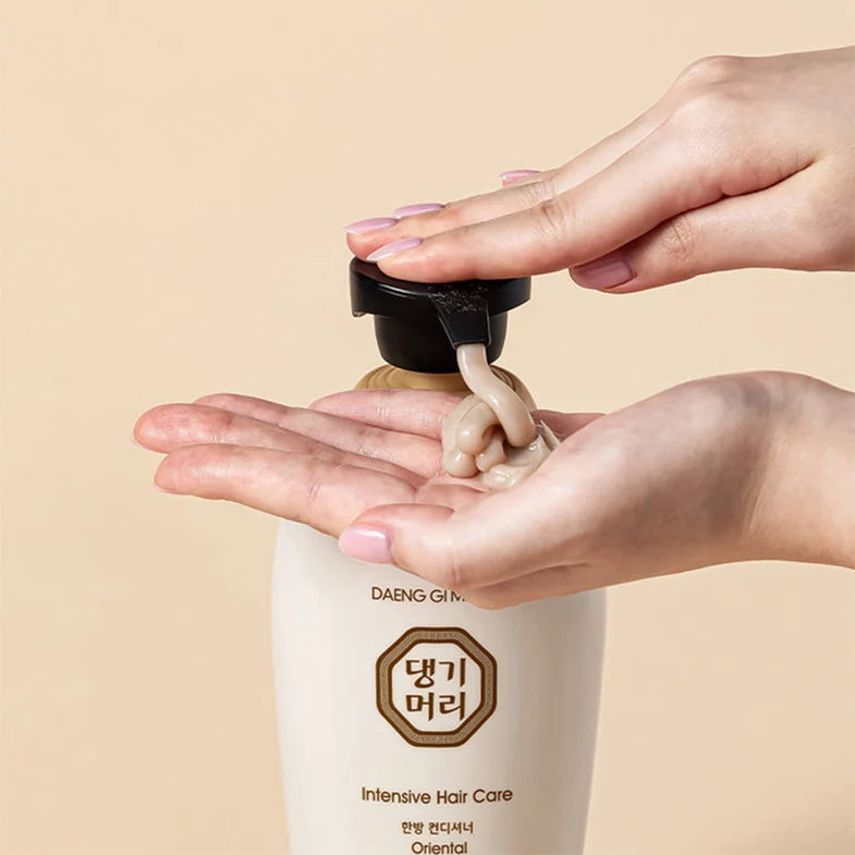Daeng Gi Meo Ri Oriental Herbal Conditioner (500ml)